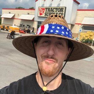 Meet your Posher, Josh